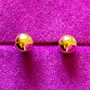 14k solid gold studs